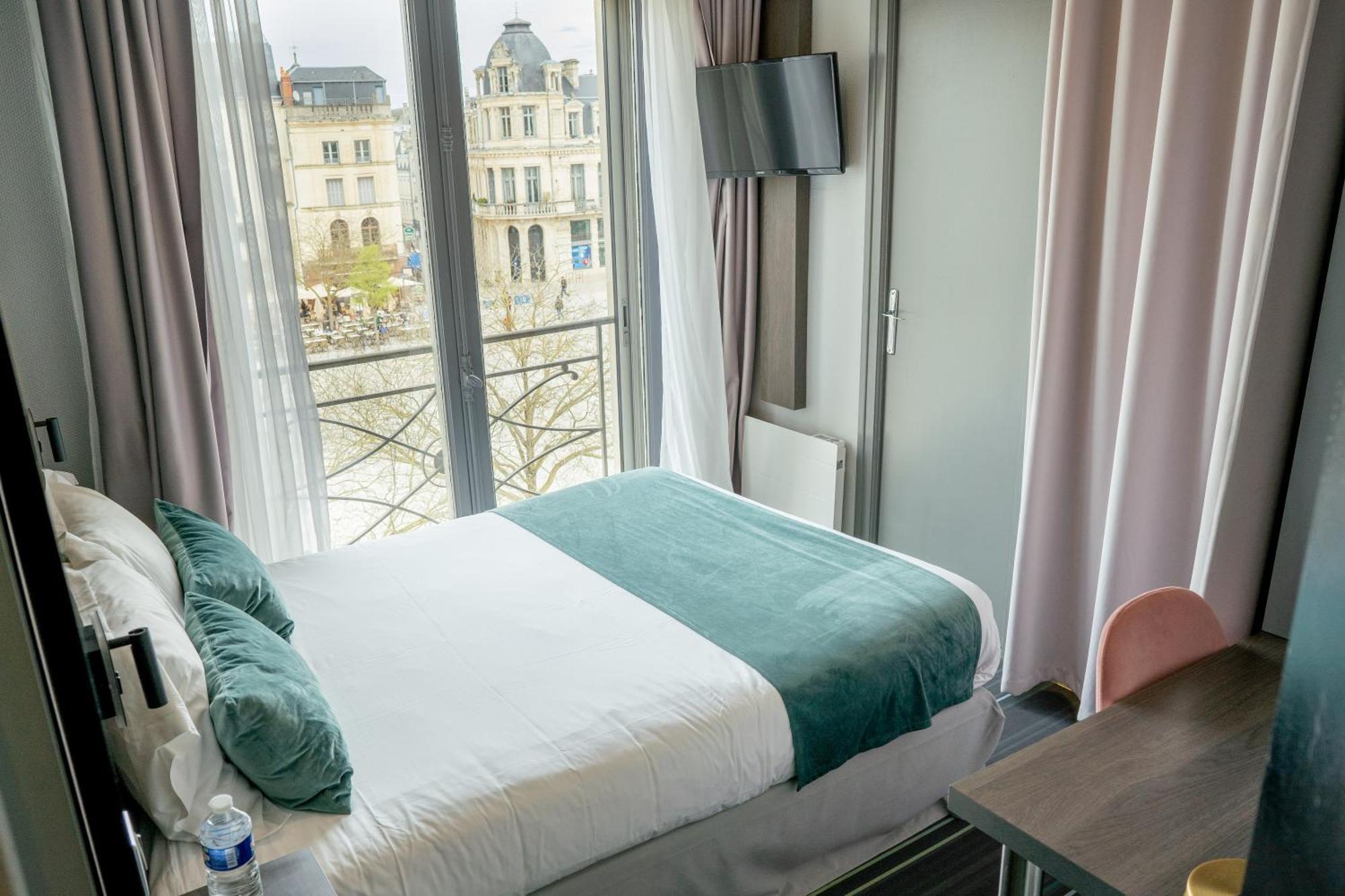 Hotel Central Poitiers Exteriör bild